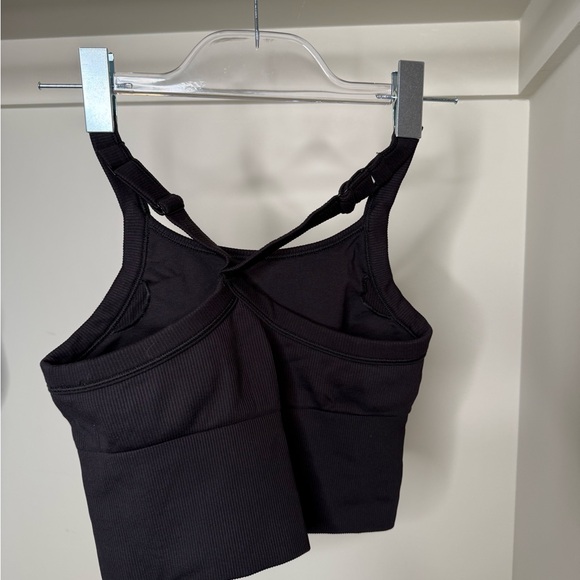 ALO Yoga Black Sports Bra - Picture 2 of 2